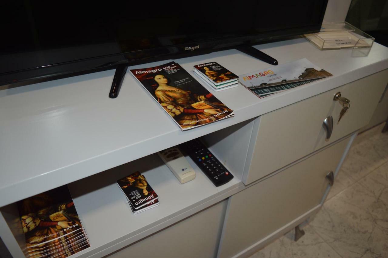Apartamento Romabel Almagro Esterno foto